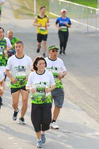 BIB: 438, 992
                            <button type="button" onclick="openModal(3551509)" class="btn btn-primary btn-sm float-right btn-popup" data-toggle="modal" data-target=".modal-high-quality">
                        <i class="fas fa-shopping-cart"></i> Add to Cart
                    </button>
                                            <button type="button" onclick="isThisMe(3551509, true)" class="btn btn-success btn-sm float-right btn-popup btn-isme hidden" data-toggle="tooltip" data-placement="bottom" title="นี่คือรูปของคุณใช่ไหม คลิกที่นี่เพื่อเอาเข้าอัลบั้ม">
                        <i class="fas fa-plus"></i> Add to album
                    </button>
                    <button type="button" onclick="isThisMe(3551509, false)" class="btn btn-warning btn-sm float-right btn-popup btn-isnotme hidden">
                        <i class="fas fa-ban"></i> Remove from album
                    </button>